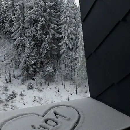 Zlatni Javor 401 Apartment