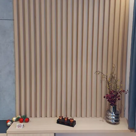 Zlatni Javor 401 * ヤホリナ